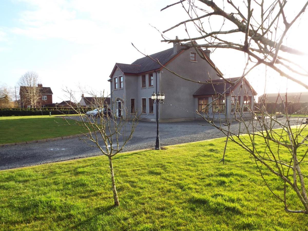Knockalla Luxury Property With Hot Tub Suitable For Families Portadown Exterior photo