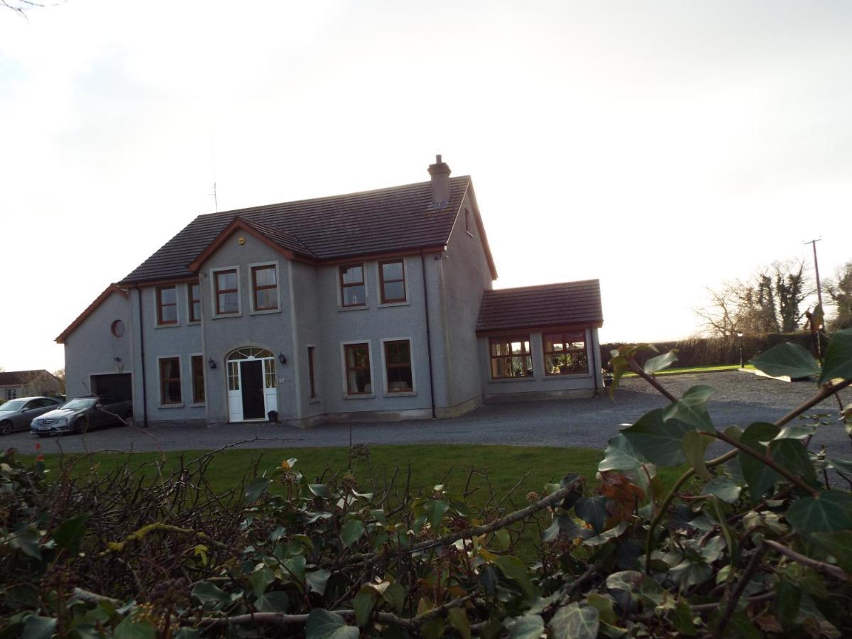 Knockalla Luxury Property With Hot Tub Suitable For Families Portadown Exterior photo