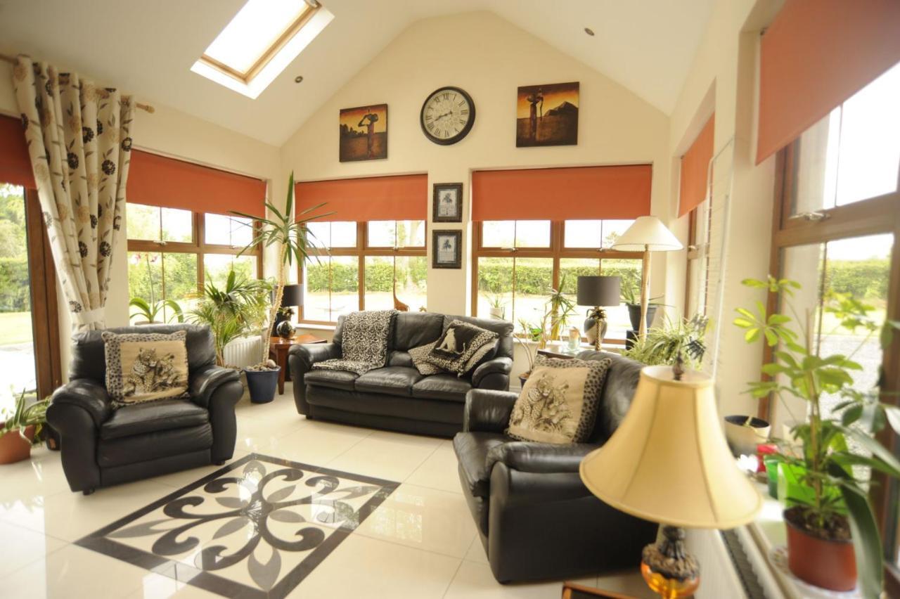 Knockalla Luxury Property With Hot Tub Suitable For Families Portadown Exterior photo