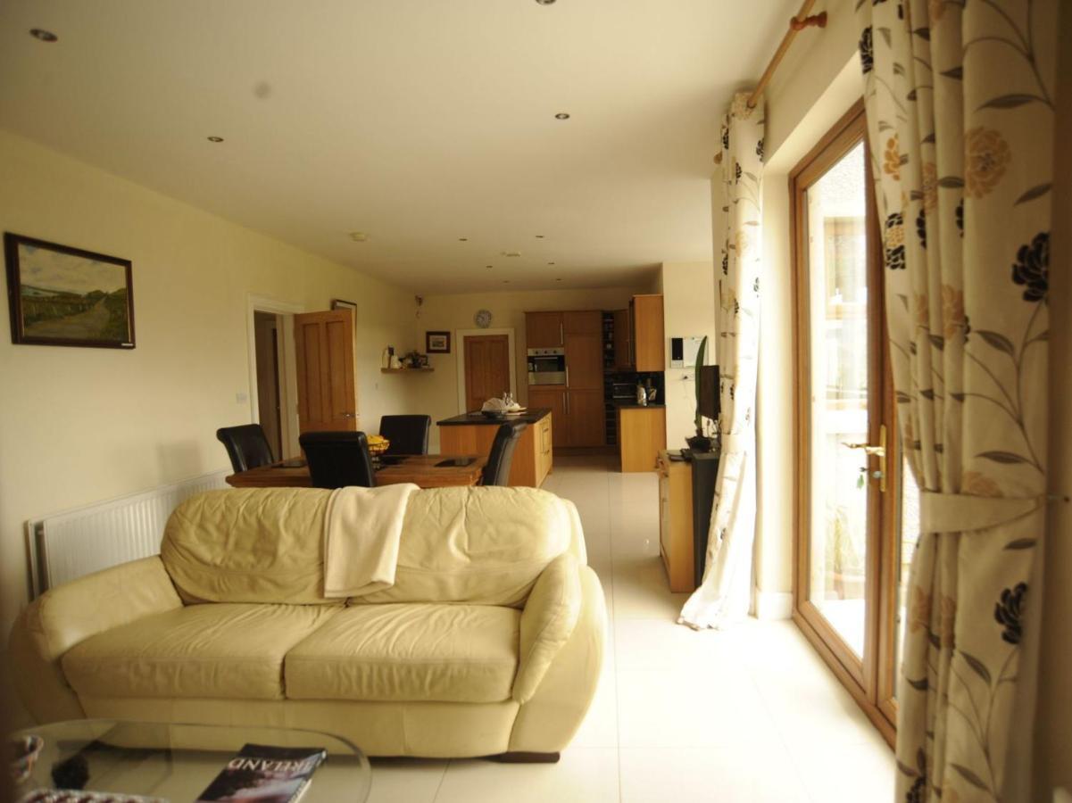 Knockalla Luxury Property With Hot Tub Suitable For Families Portadown Exterior photo